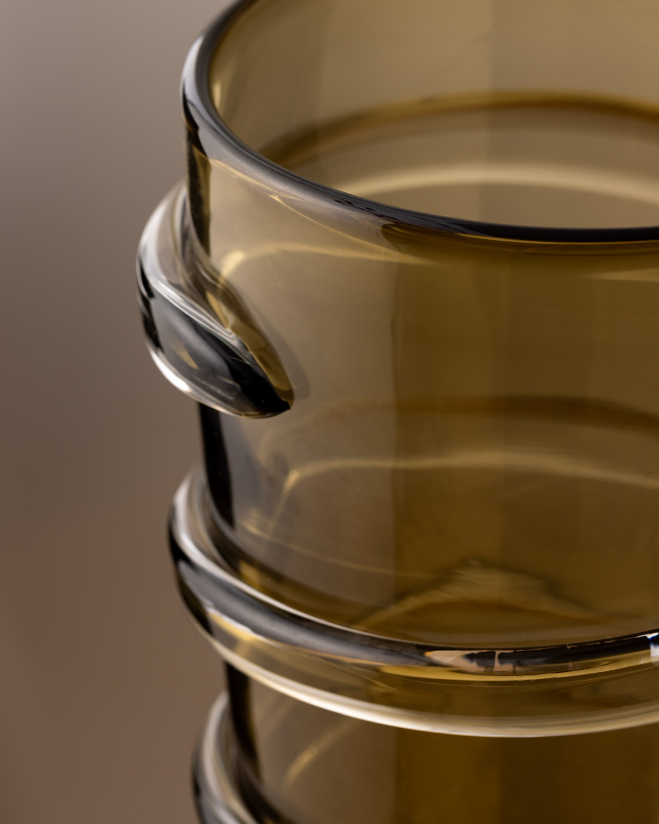 Alta Vase (smoke) - Antico