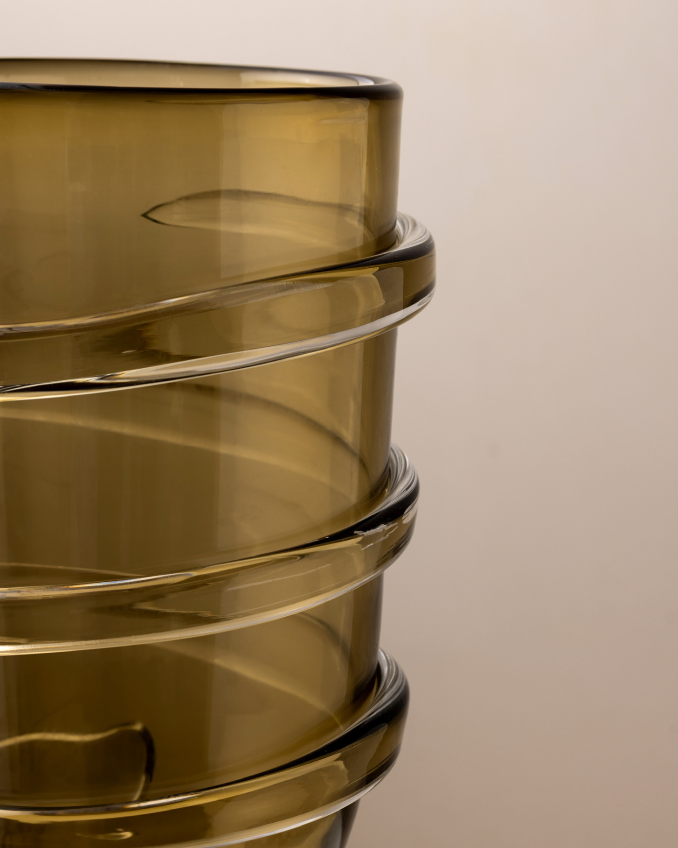 Alta Vase (smoke) - Antico
